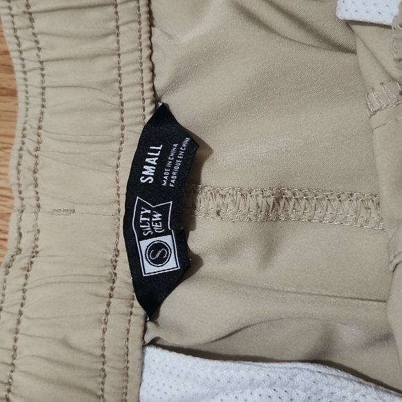 Salty Crew Boardshorts Beacon 2 Elastic  -Sand Size Small - Picture 7 of 11